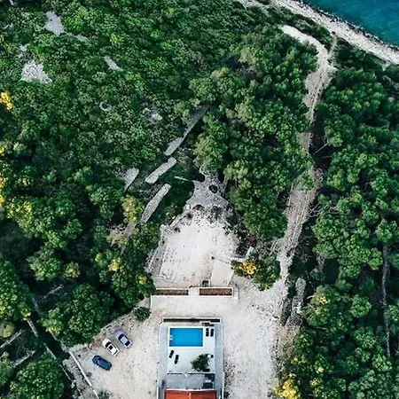 Azure Bay Повляна